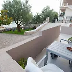 House Maruna Appartement *