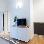 House Maruna * Maslenica