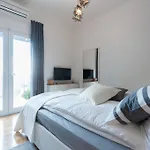 Appartement House Maruna
