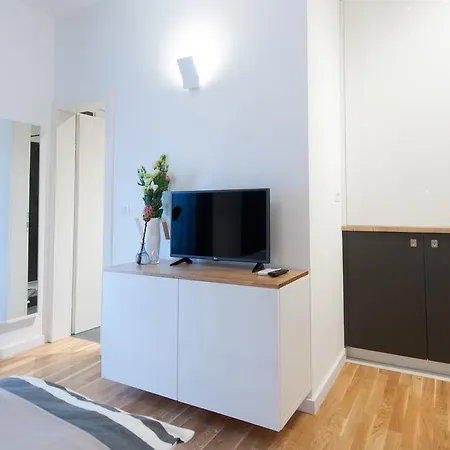 House Maruna * Maslenica