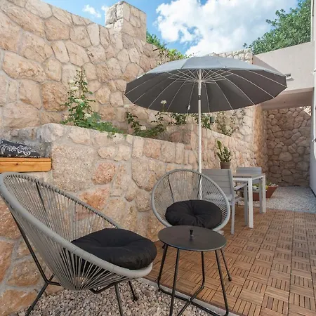 House Maruna Maslenica