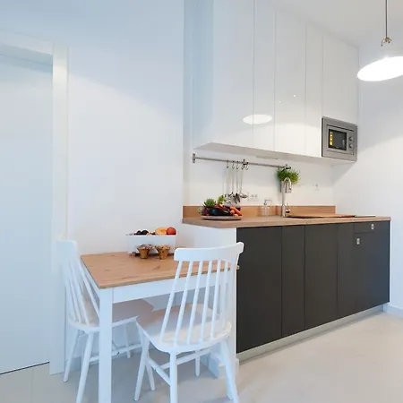 Apartment House Maruna *
