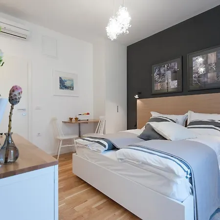 House Maruna Maslenica