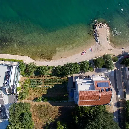 House Maruna Appartamento Maslenica