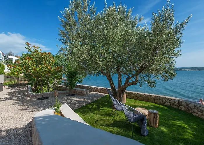 House Maruna 아파트 *