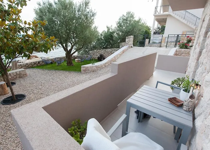 House Maruna 아파트 *